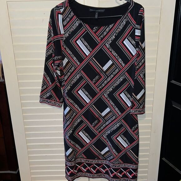 WHITE HOUSE BLACK MARKET size M Black Red White Beige DRESS Geo Print - Picture 1 of 6